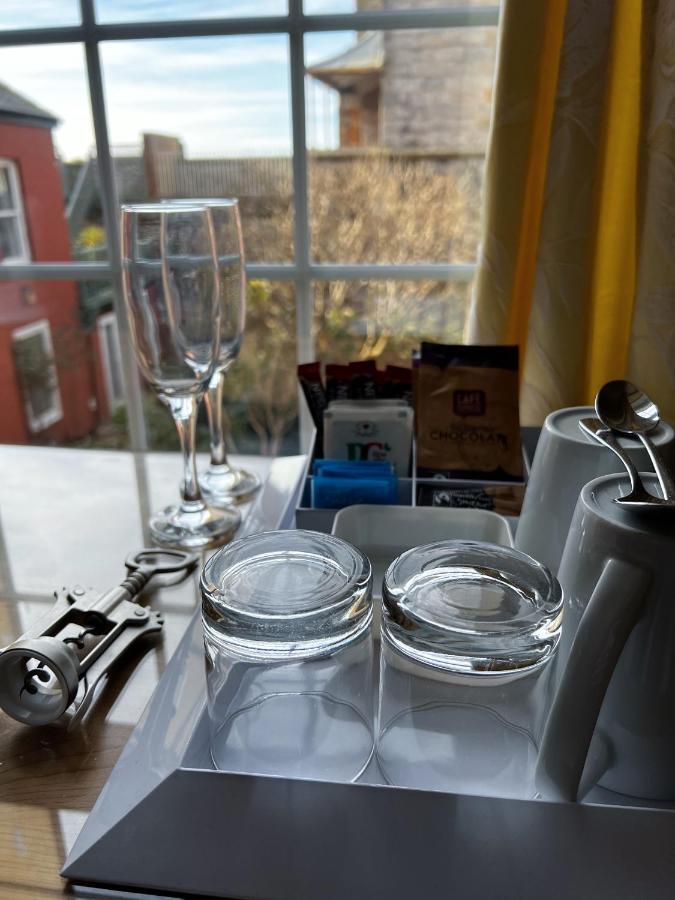 Caer Menai Hotel Caernarfon Bagian luar foto