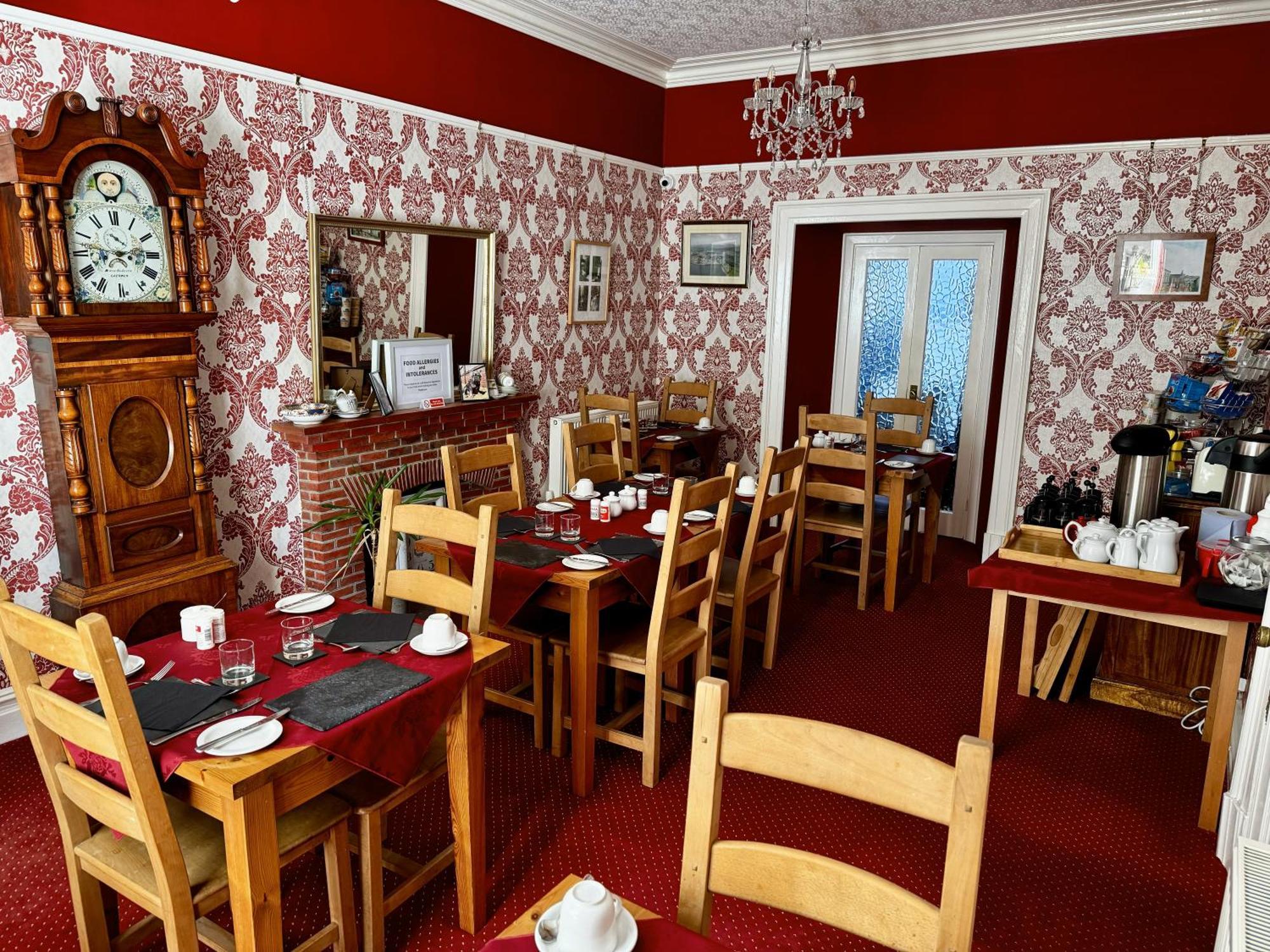 Caer Menai Hotel Caernarfon Bagian luar foto