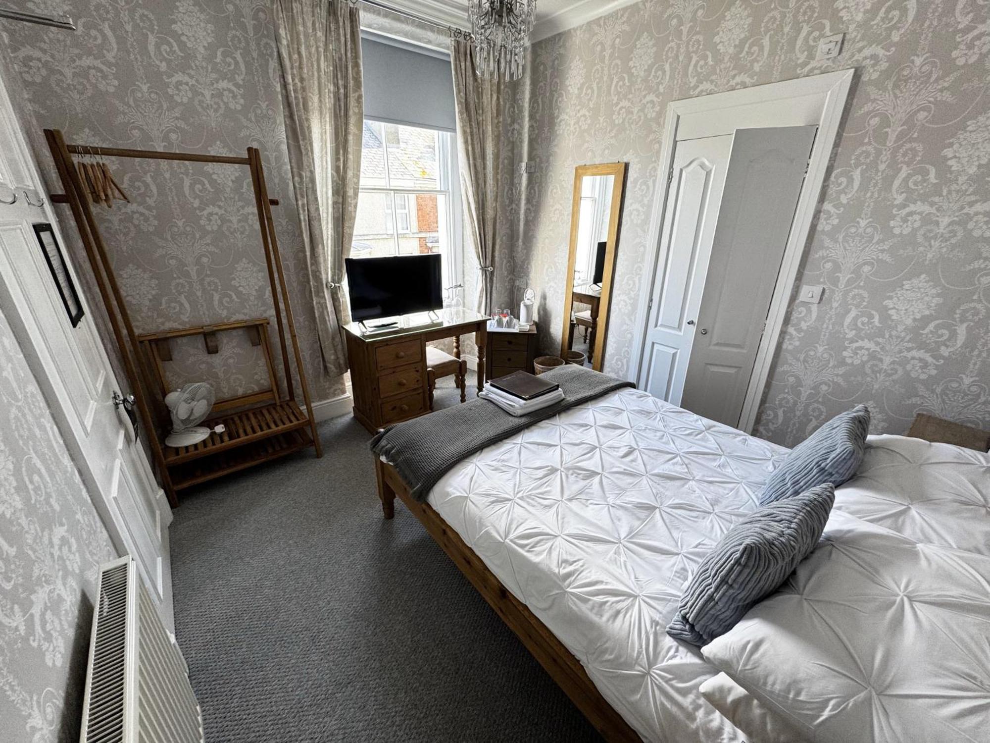 Caer Menai Hotel Caernarfon Bagian luar foto