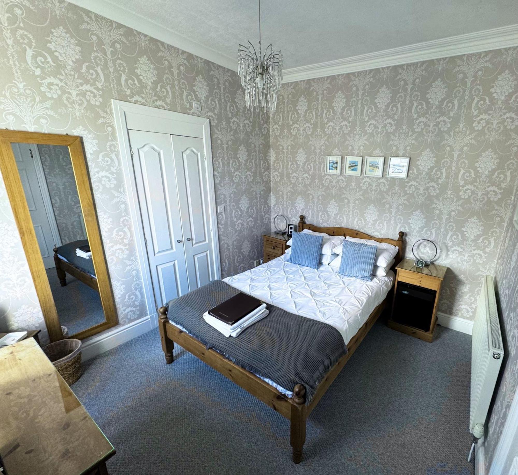 Caer Menai Hotel Caernarfon Bagian luar foto